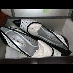 VIA SPIGA “Granita” classic pump heels